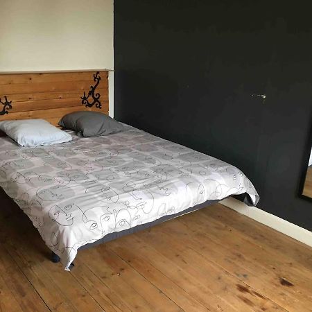 Maison Au Calme Proche Des Cures Apartment Jonzac Ngoại thất bức ảnh